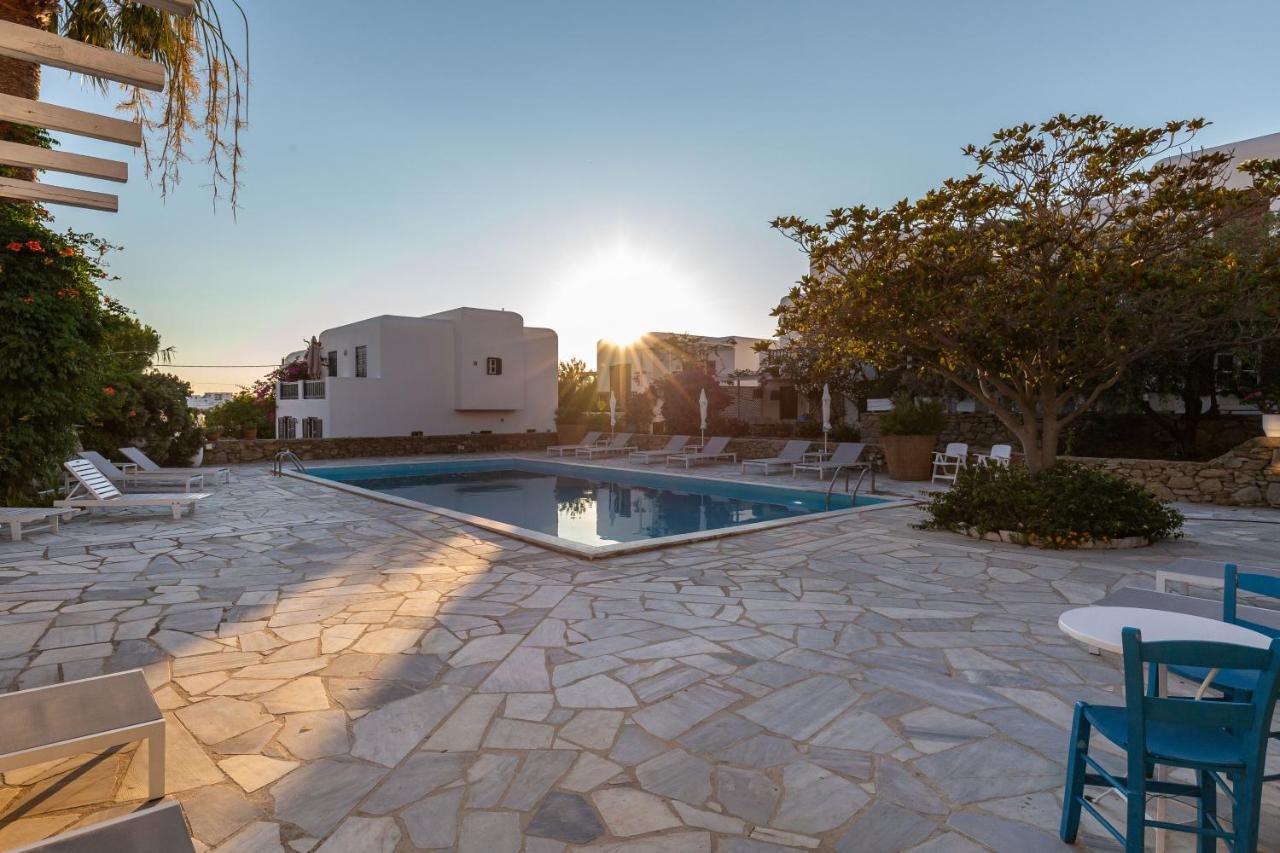 Callisti Mykonos Town With Pool View And Calypso Upper Floor With Sea View Εξωτερικό φωτογραφία
